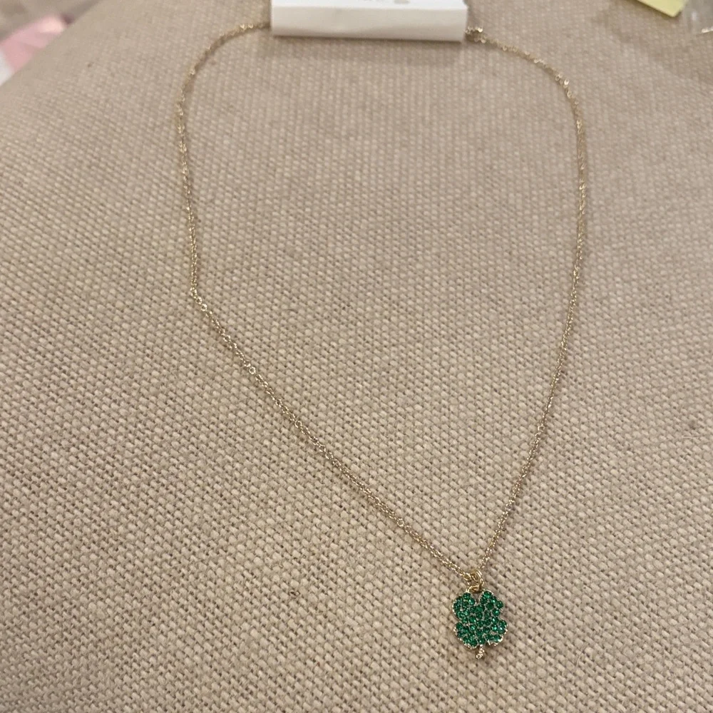J. Crew Emerald Island Clover Pendant Necklace/NWT - Picture 5 of 8